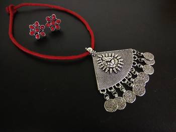 Red Tassle Ganpati Pendant Set With Kundan Earring 1