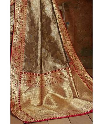 Gold woven blended silk kanchipuram saree with blouse 3