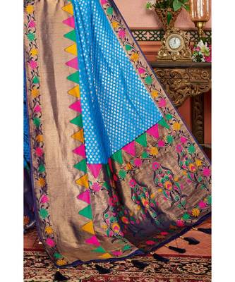 Blue woven blended silk kanjivaram saree with blouse 3