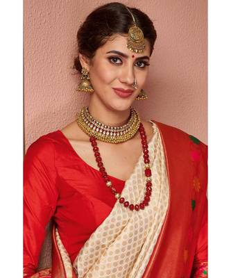 Off-white woven blended silk kanjivaram saree with blouse 2
