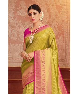 green woven blended silk kanjivaram saree with blouse 3