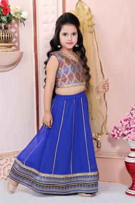Gold Embroidered Brocade Lehenga Choli Dupatta 3