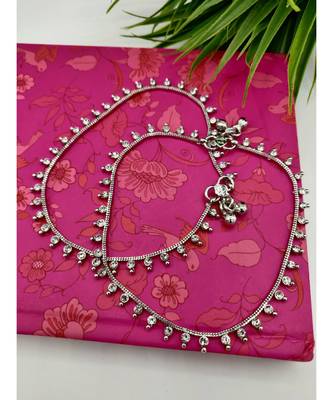 Set Of 2 Silver Plated And Stone Studded Anklets 2