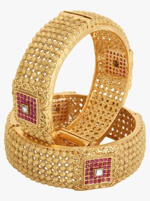 Gold Red Studs Bangles 4