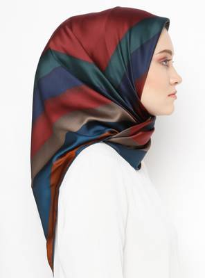 Women'S Daily Wear Smoothy Silk Printed Square Scarf 1