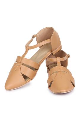 Beautiful  brown closed back flat sandals  4