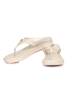 2119_Cream toe separator  3