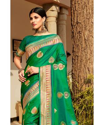 Green woven blended silk paithani saree with blouse 2