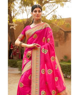 Pink woven blended silk paithani saree with blouse 2