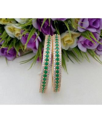 Eye Catching Desinger Bangle Made Out From Cubic Zircon & Emerald Stones 1