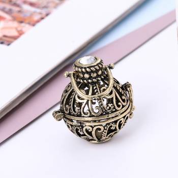 Grey cubic zirconia pendants 1