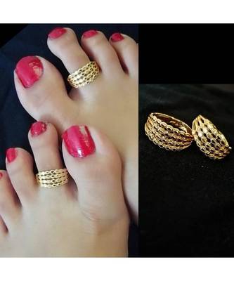 Gold Toe Rings 1