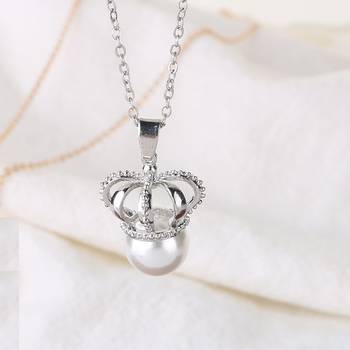 White cubic zirconia pendants 1
