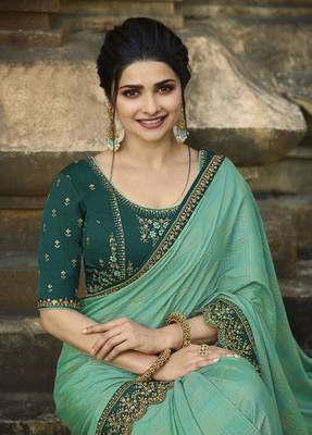 Turquoise Embroidered Silk Blend Saree With Blouse 2