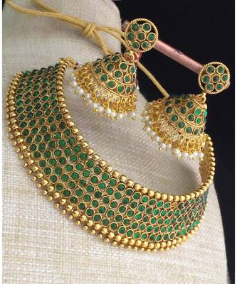 Green Stone Antique Kempu Choker Necklace Set 1
