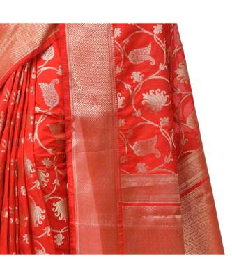 Red Women  Blend Silk Zari Work Fancy Banarasi Saree 3