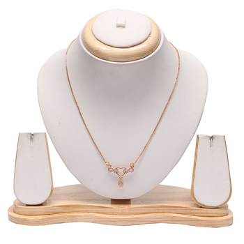 Rose gold heart shaped pendent with chain 2