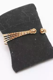 Beautiful mix tone kada