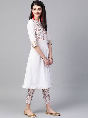 Women's white Khadi Print Flared Cotton Kurta 4