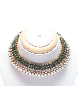 Green and white kundan choker necklace 1