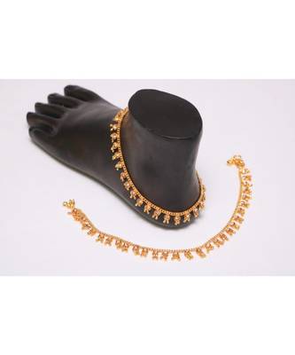 Beautiful elegant golden payal 1