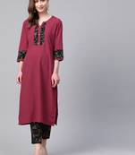 Women's pink Solid Straight Crepe Kurta With Pant