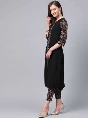 Women's black Solid Straight Crepe Kurta With Pant 3