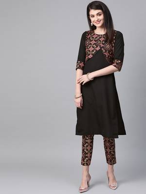 Women's black foil Print Straight Crepe Kurta 1