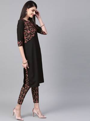 Women's black foil Print Straight Crepe Kurta 4