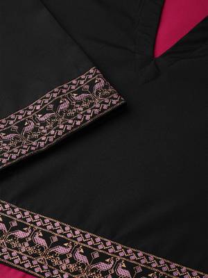 Women's pink Solid Straight Crepe Kurta With Palazzo 4