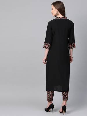 Women's black Solid Straight Crepe Kurta 2