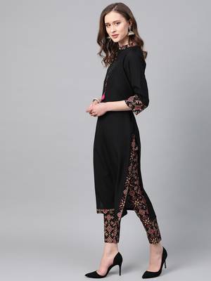Women's black Solid Straight Crepe Kurta 4