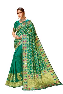 Green printed cotton saree with blouse 1