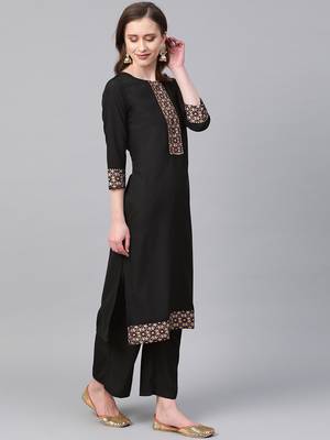 Women's black Solid Straight Crepe Kurta With Palazzo 3