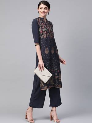 Women's blue Foil Print Straight Crepe Kurta With Palazzo 3