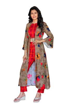 chiku rayon printed Kurta & Pant Set For Women 2