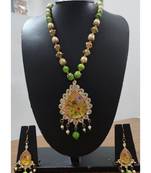 Green Stones Kundan Necklace Set