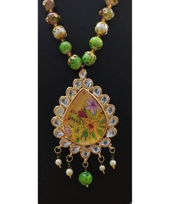 Green Stones Kundan Necklace Set 2