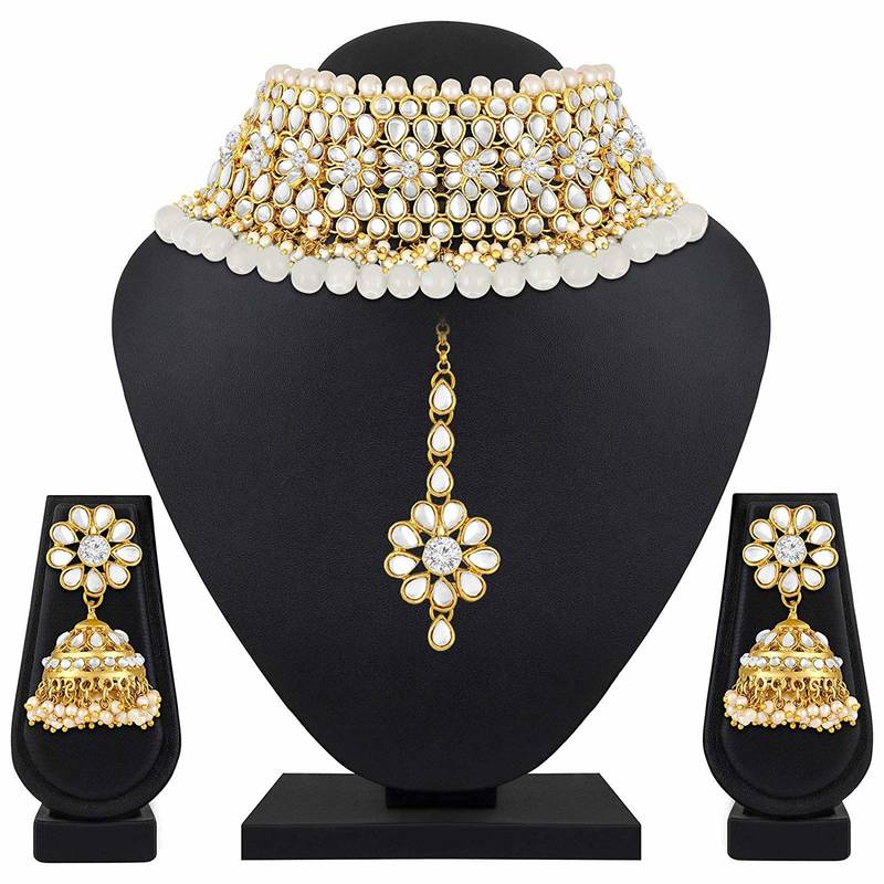 Traditional Kundan Pearl Choker Jewellery Set For Women