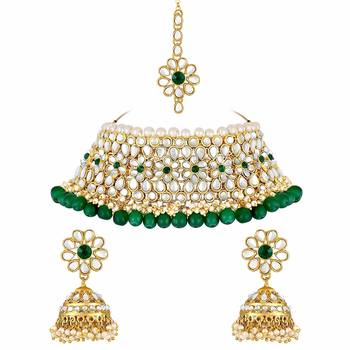 Gold Plated Traditional Kundan Pearl Choker Jewellery Set for Women (IJ333G) 2