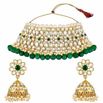 Gold Plated Traditional Kundan Pearl Choker Jewellery Set for Women (IJ333G) 4