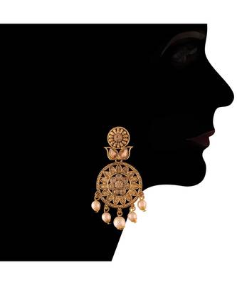 Traditional Gold Plated Stone Studded Pearl Choker Jewellery Set Earring With Maang Tikka For Women 2