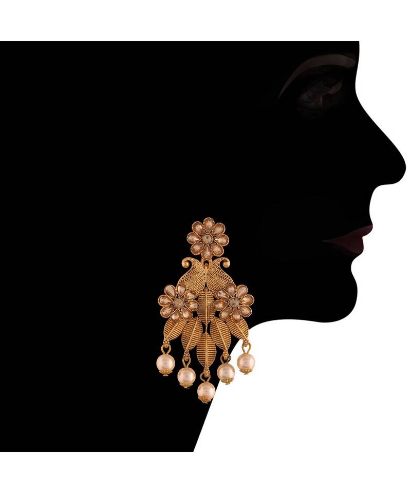 Traditional Gold Plated Stone Studded Pearl Choker Jewellery Set Earring With Maang Tikka For Women