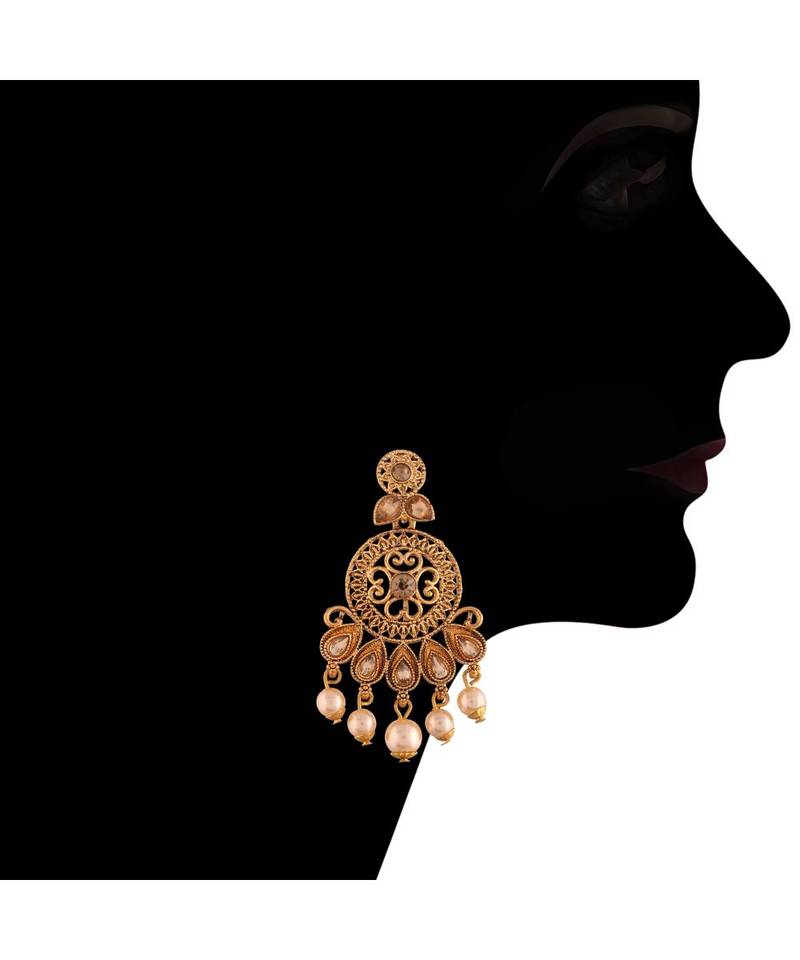 Traditional Gold Plated Stone Studded Pearl Choker Jewellery Set Earring With Maang Tikka For Women