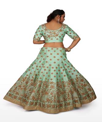 Pista-Green Machine Work Silk Ethnic With Blouse 2