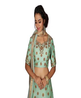 Pista-Green Machine Work Silk Ethnic With Blouse 3