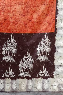 Red printed tussar silk saree with blouse 3