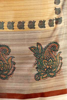 Peach printed tussar silk saree with blouse 3