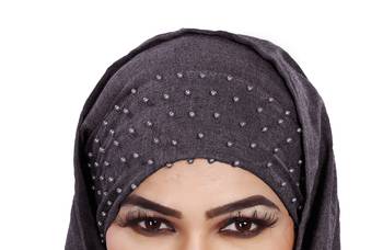 Women Viscose Cotton Instant Moti Patta Pearl Work Scarf Hijab 3
