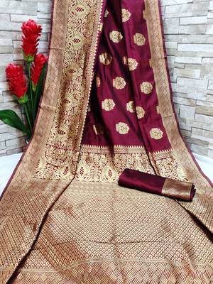 Maroon woven banarasi saree with blouse 1